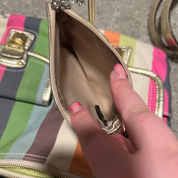 Coach purse with multiple wallets - Picture 6 of 8